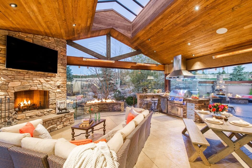 Images Mosaic Outdoor Living & Colorado Custom Decks