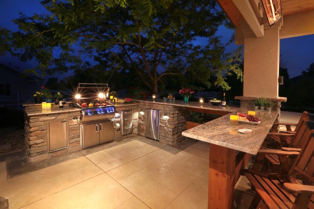 Images Mosaic Outdoor Living & Colorado Custom Decks