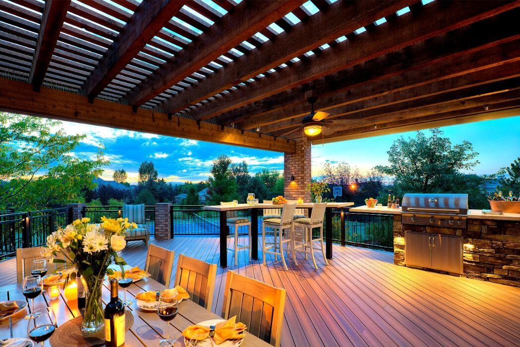 Images Mosaic Outdoor Living & Colorado Custom Decks