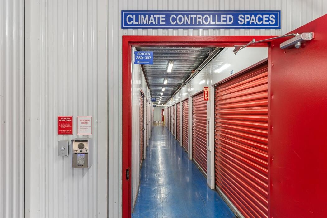 Images National Storage Centers - Redford