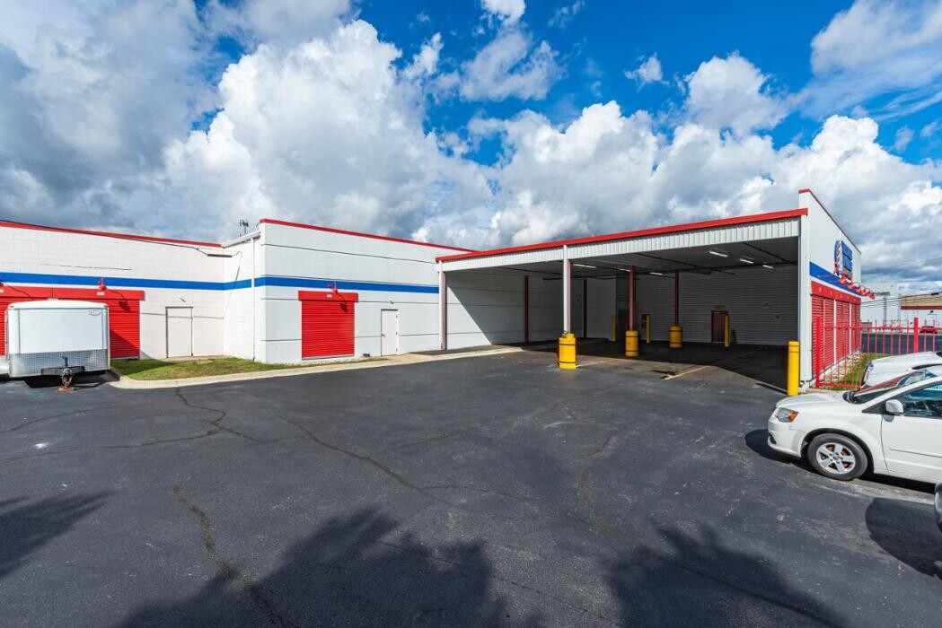 Images National Storage Centers - Redford