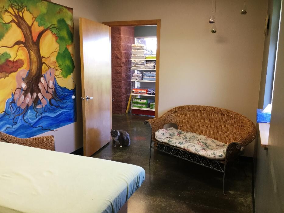 Images Belle Plaine Animal Hospital