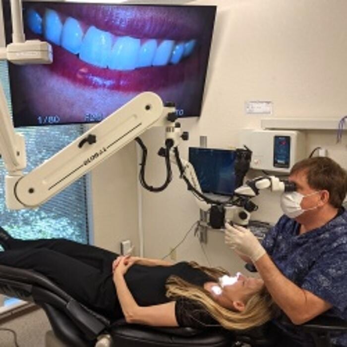 John R. Linstrom, DDS, PC Logo