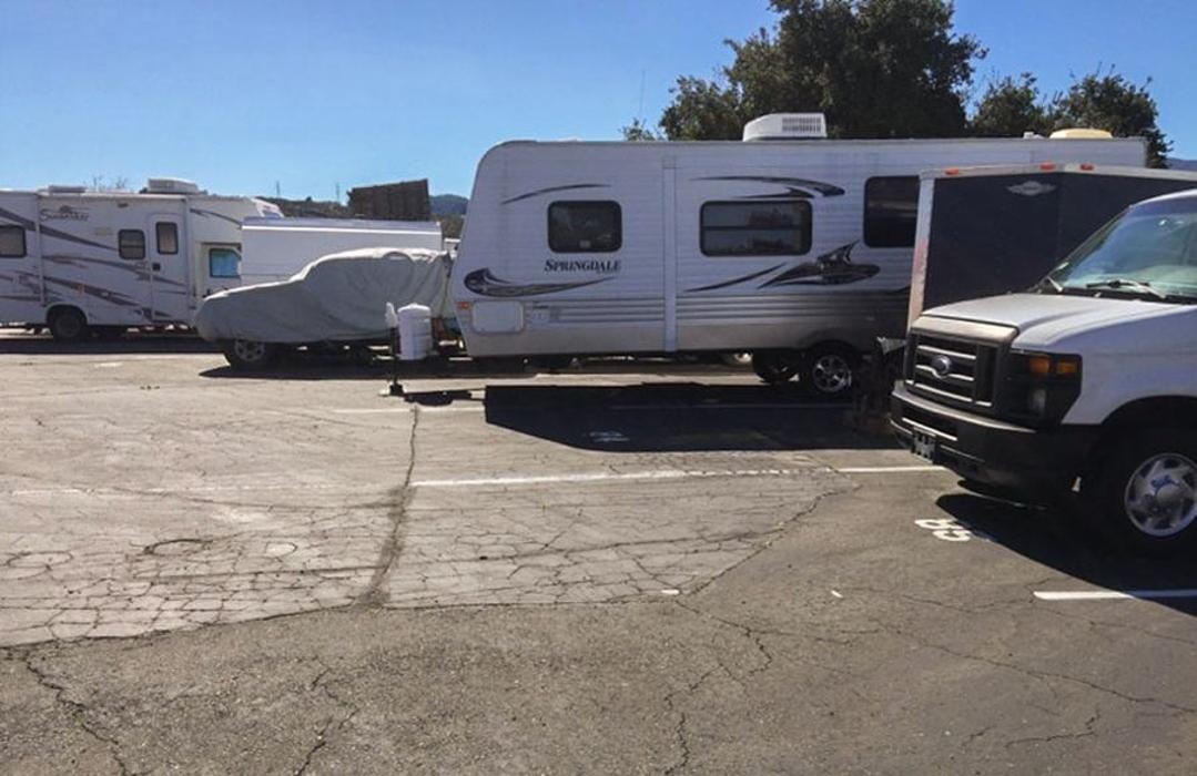 Images Newhall-Valencia Mini-Storage