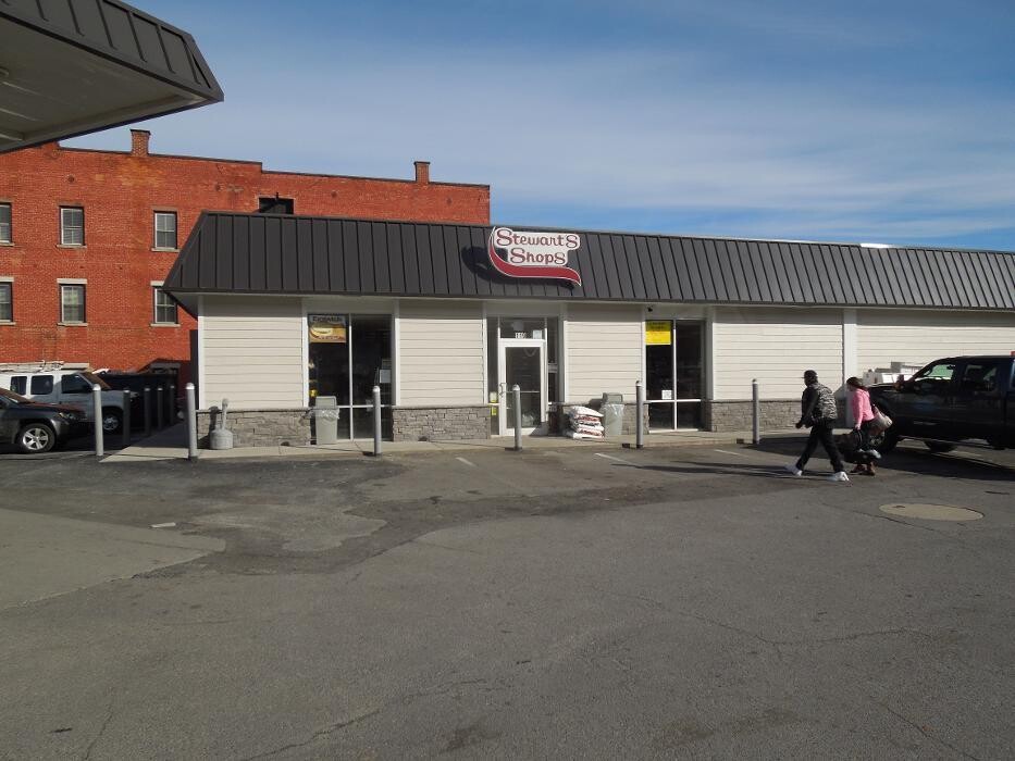 Images Stewart's Shops