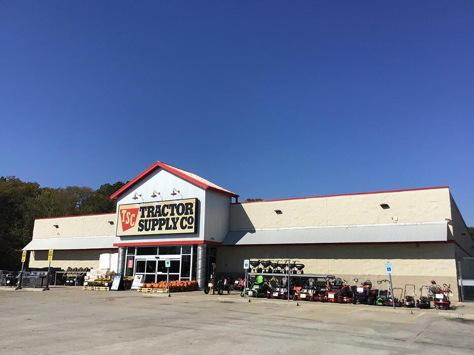 Images Tractor Supply Co.