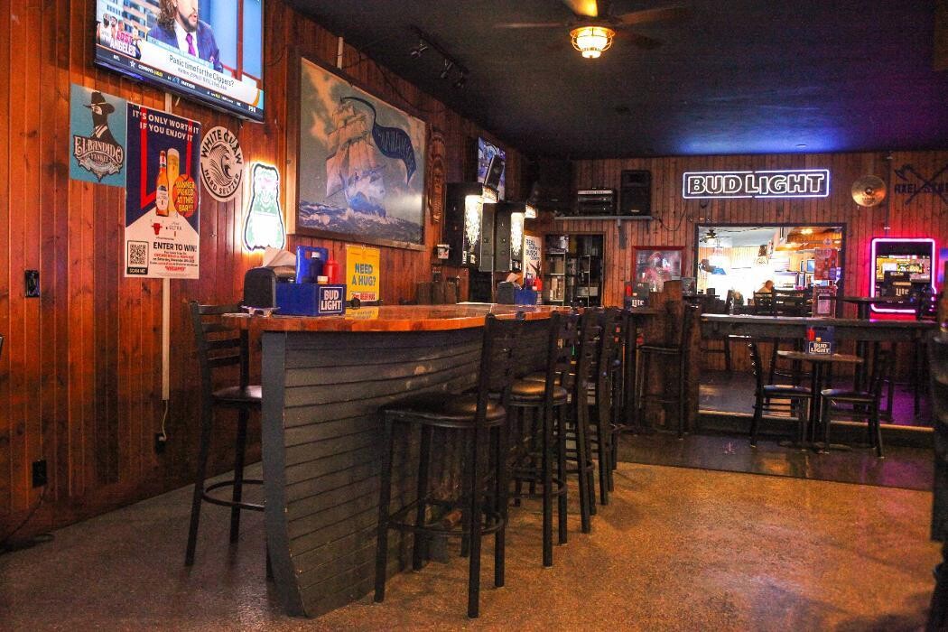 Images The Windjammer Lounge
