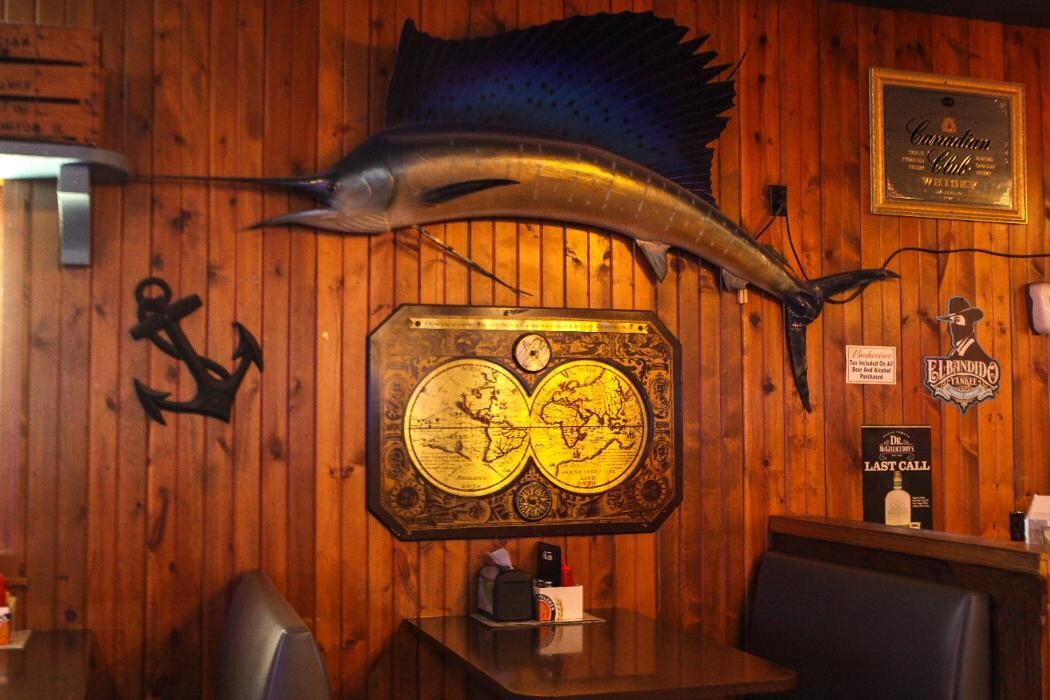 Images The Windjammer Lounge
