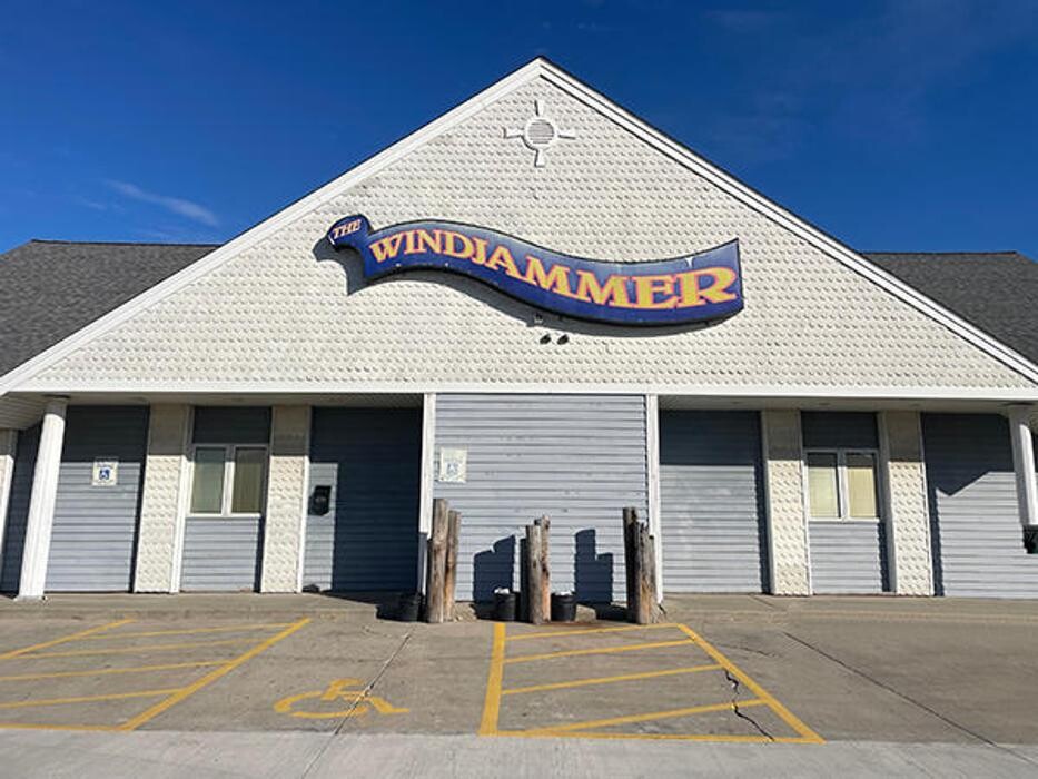 Images The Windjammer Lounge