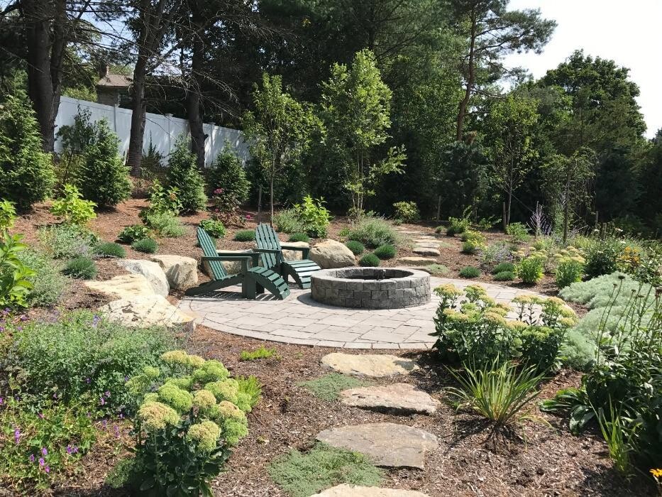 Images Ahronian Landscaping & Design