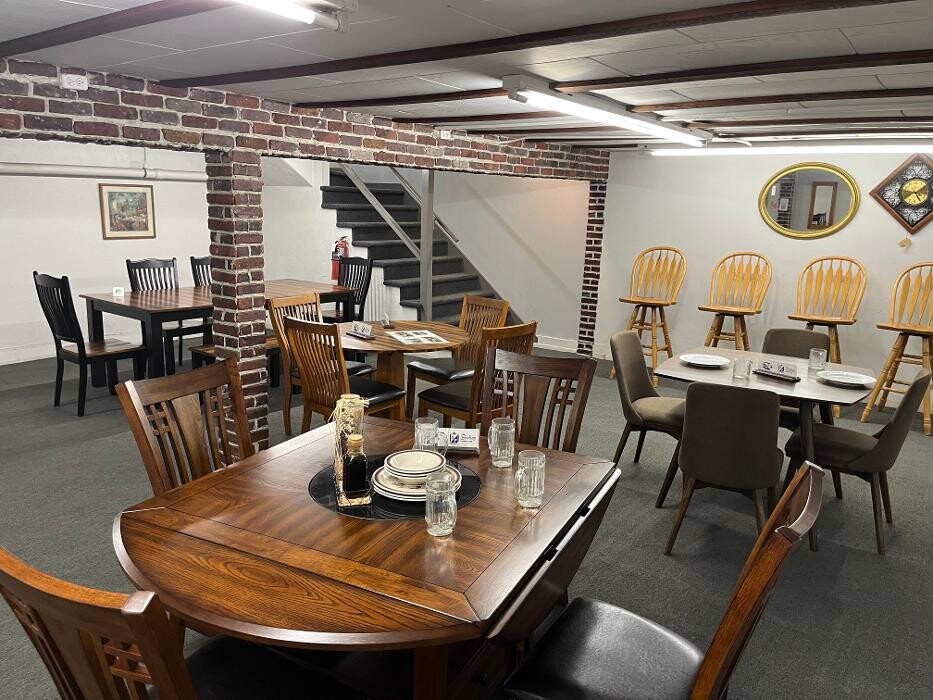 Images Sterling Furniture Co