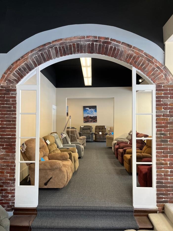 Images Sterling Furniture Co