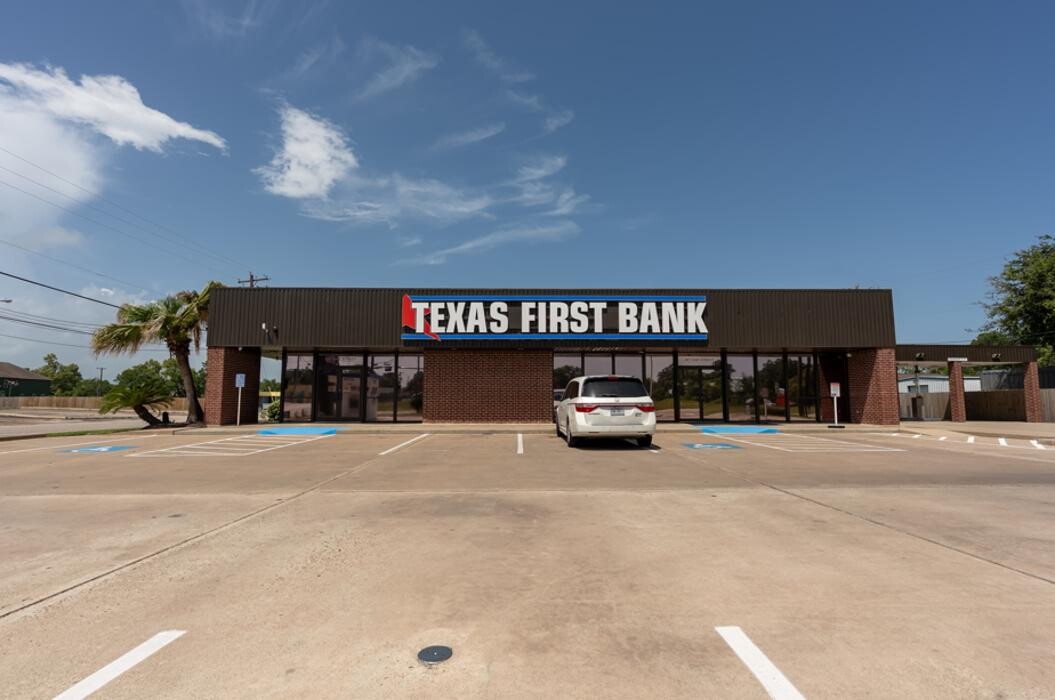 Images Texas First Bank