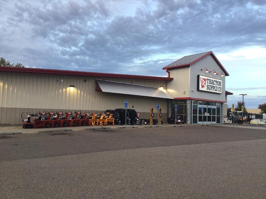Images Tractor Supply Co.