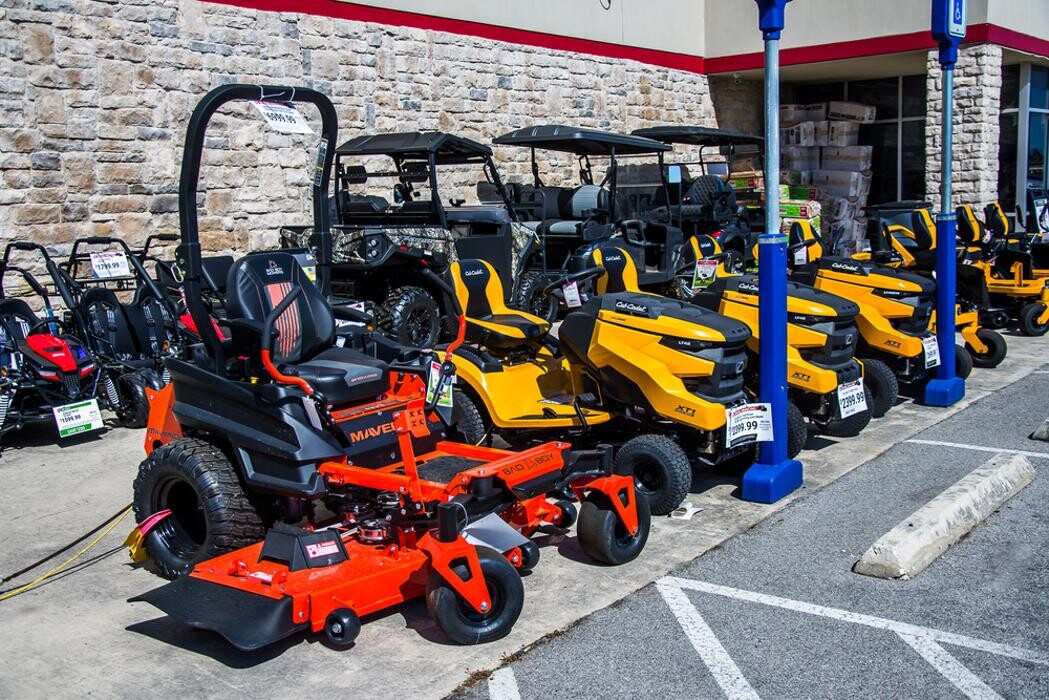 Images Tractor Supply Co.