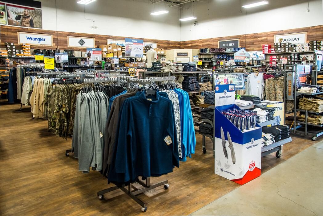 Images Tractor Supply Co.