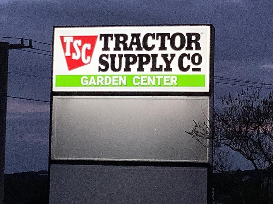Images Tractor Supply Co.