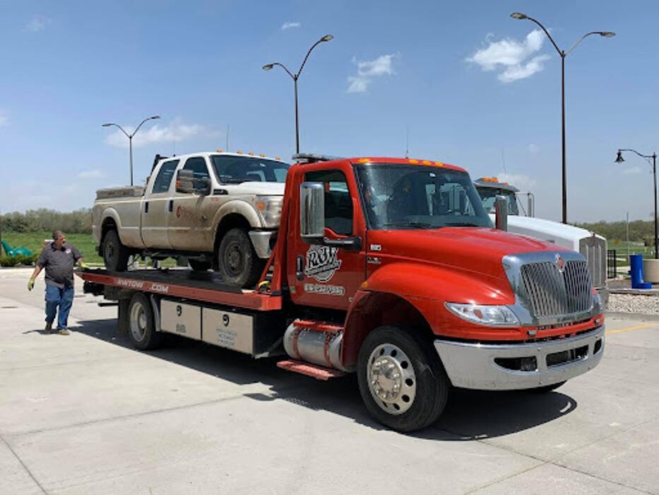 Images R&W Towing & Recovery LLC