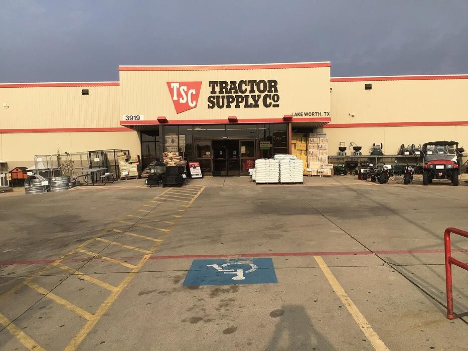 Images Tractor Supply Co.