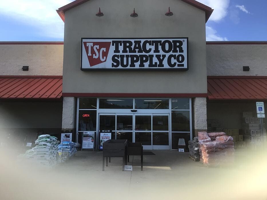 Images Tractor Supply Co.