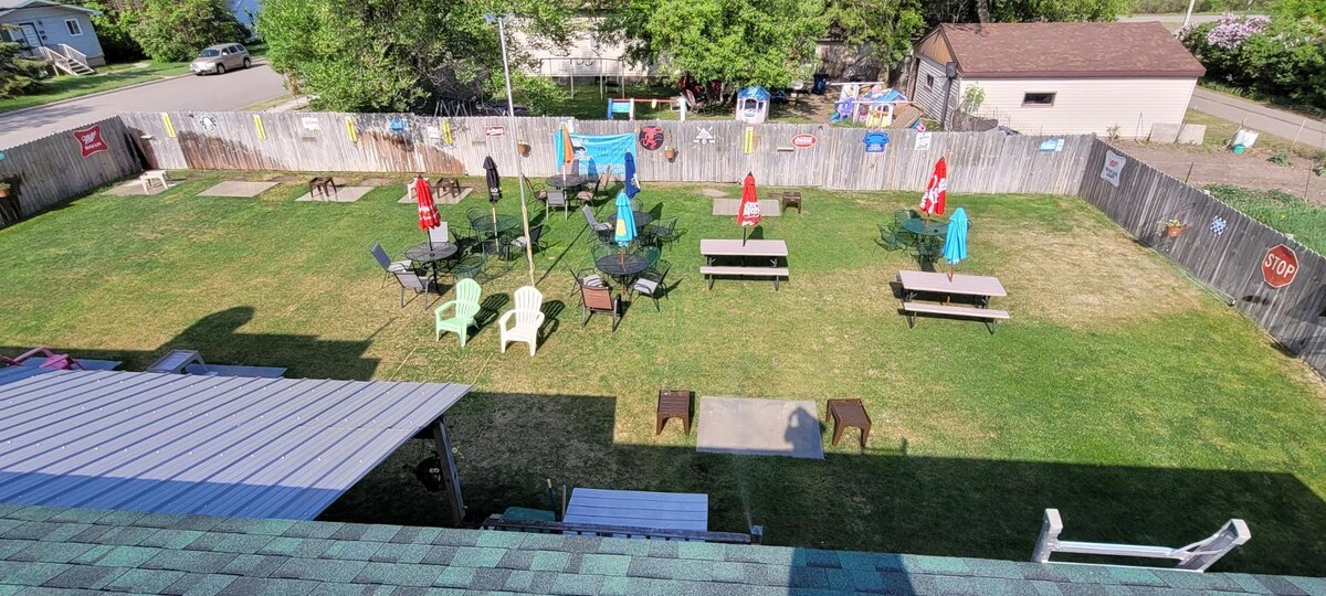 Images The Garden Grill & Pub