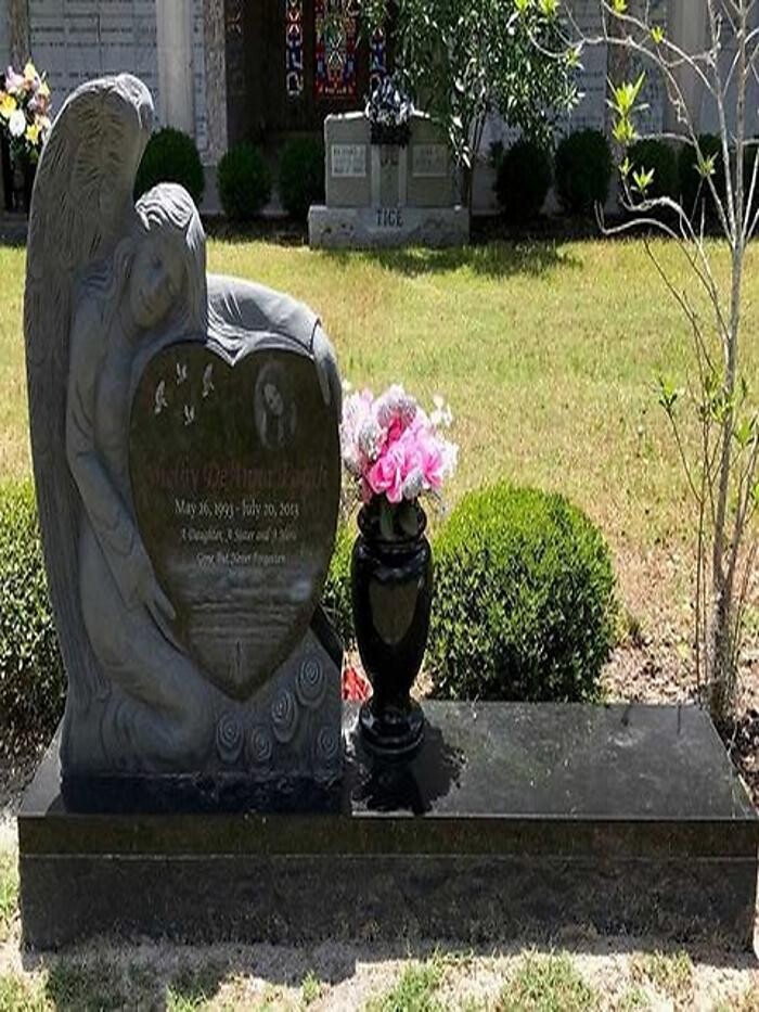 Images Southern Monument Co, Inc.