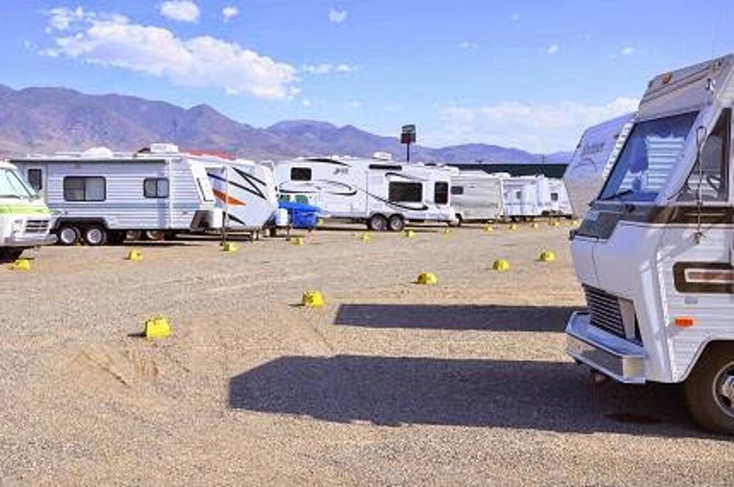 Images Stor-All Dayton