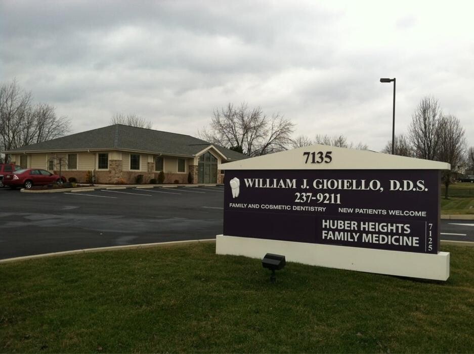 Images Gioiello General & Implant Dentistry