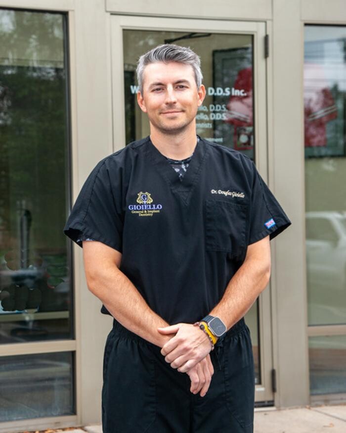 Images Gioiello General & Implant Dentistry