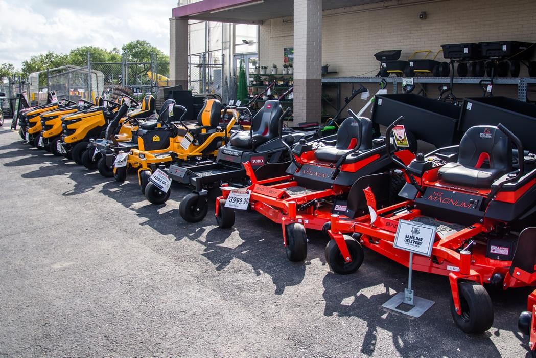 Images Tractor Supply Co.