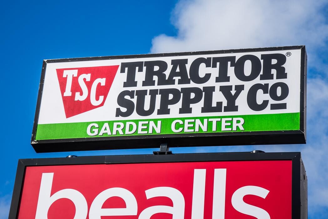 Images Tractor Supply Co.
