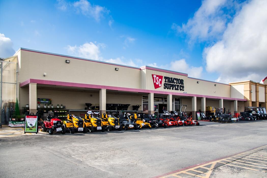 Images Tractor Supply Co.