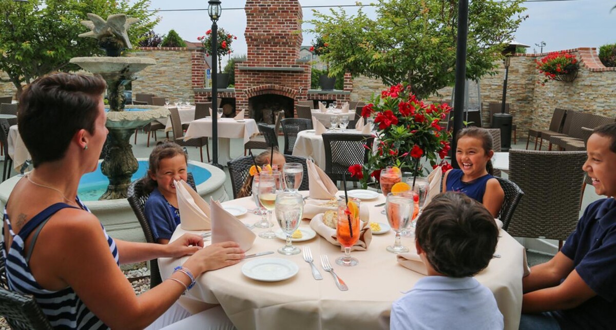 Images Spain of Narragansett