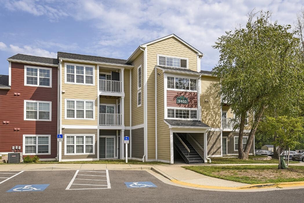 Images Spring House Apartments