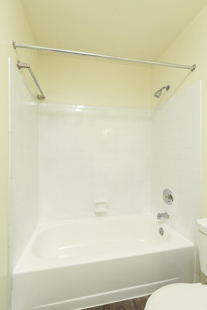 Images Spring House Apartments