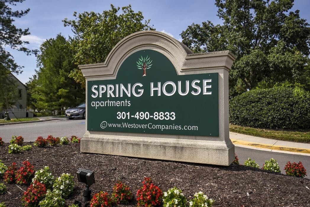 Images Spring House Apartments