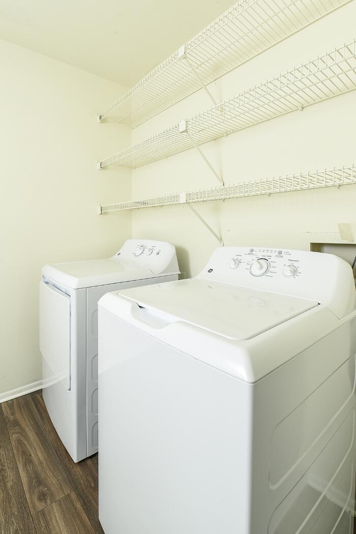 Images Spring House Apartments