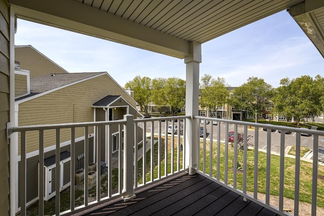 Images Spring House Apartments