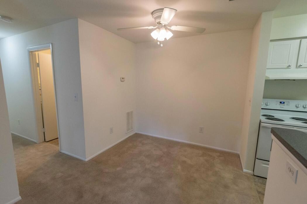 Images Spring House Apartments