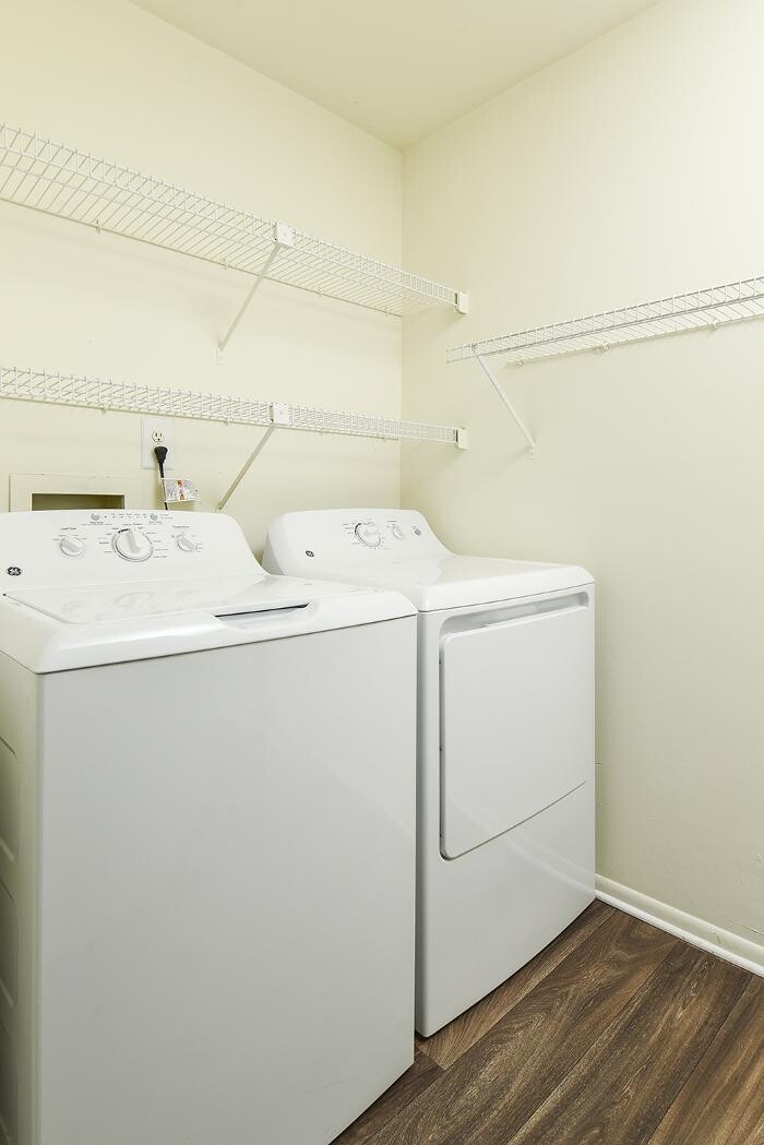 Images Spring House Apartments