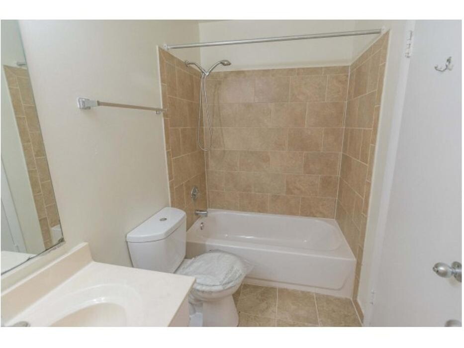 Images Spring House Apartments