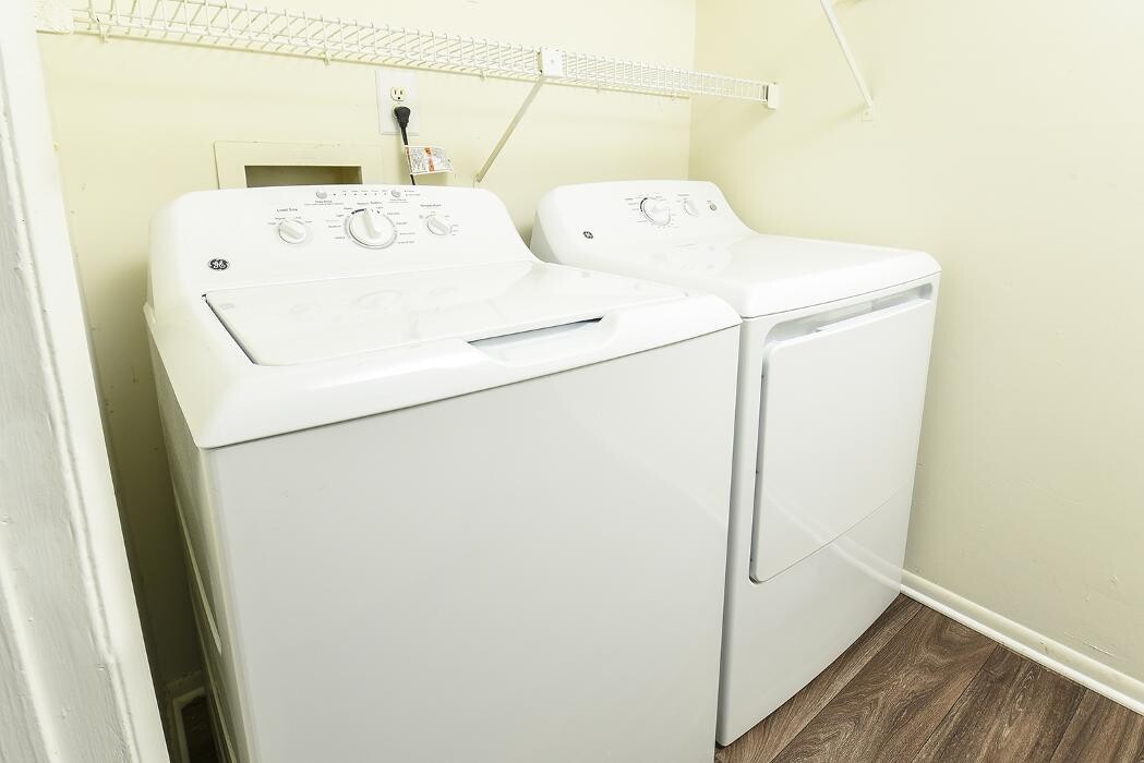 Images Spring House Apartments