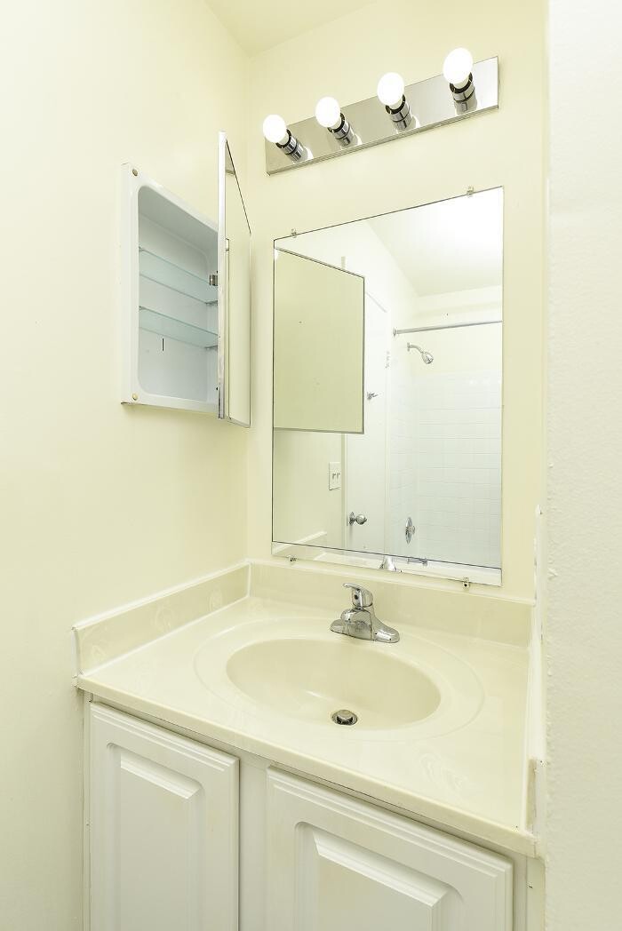 Images Spring House Apartments