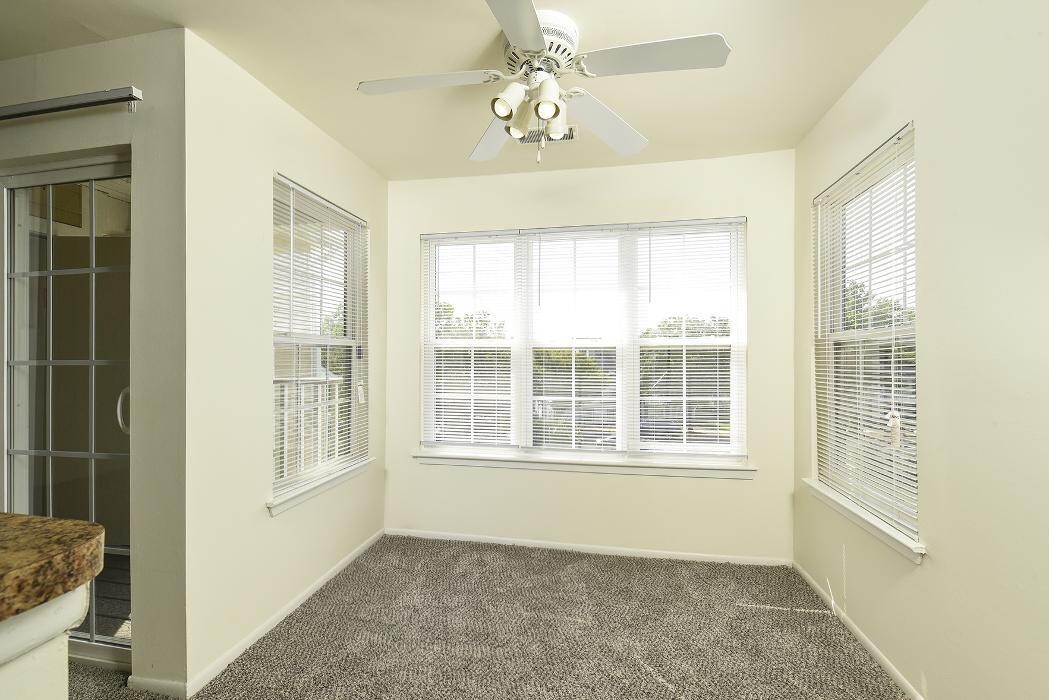 Images Spring House Apartments