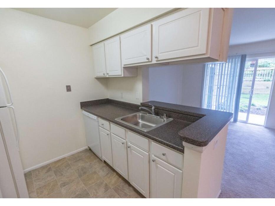 Images Spring House Apartments