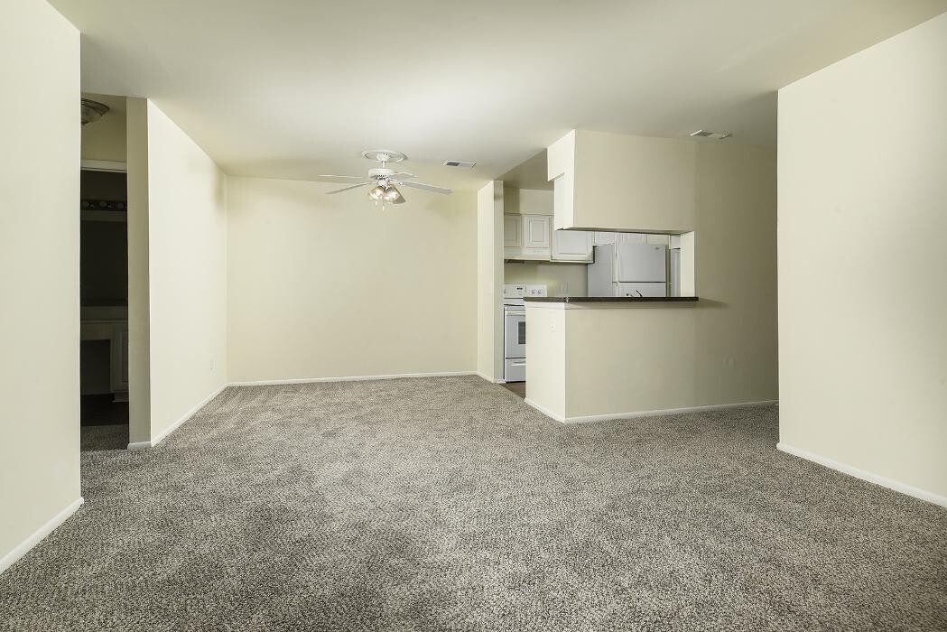 Images Spring House Apartments