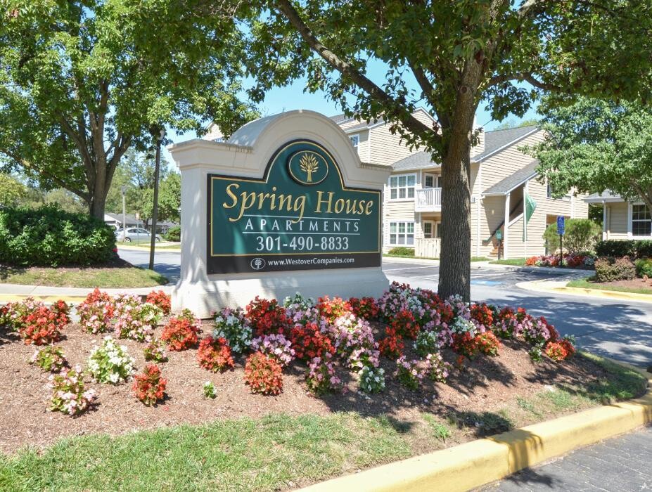 Images Spring House Apartments