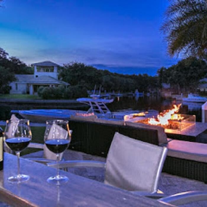 Images Coastal Luxury Outdoors