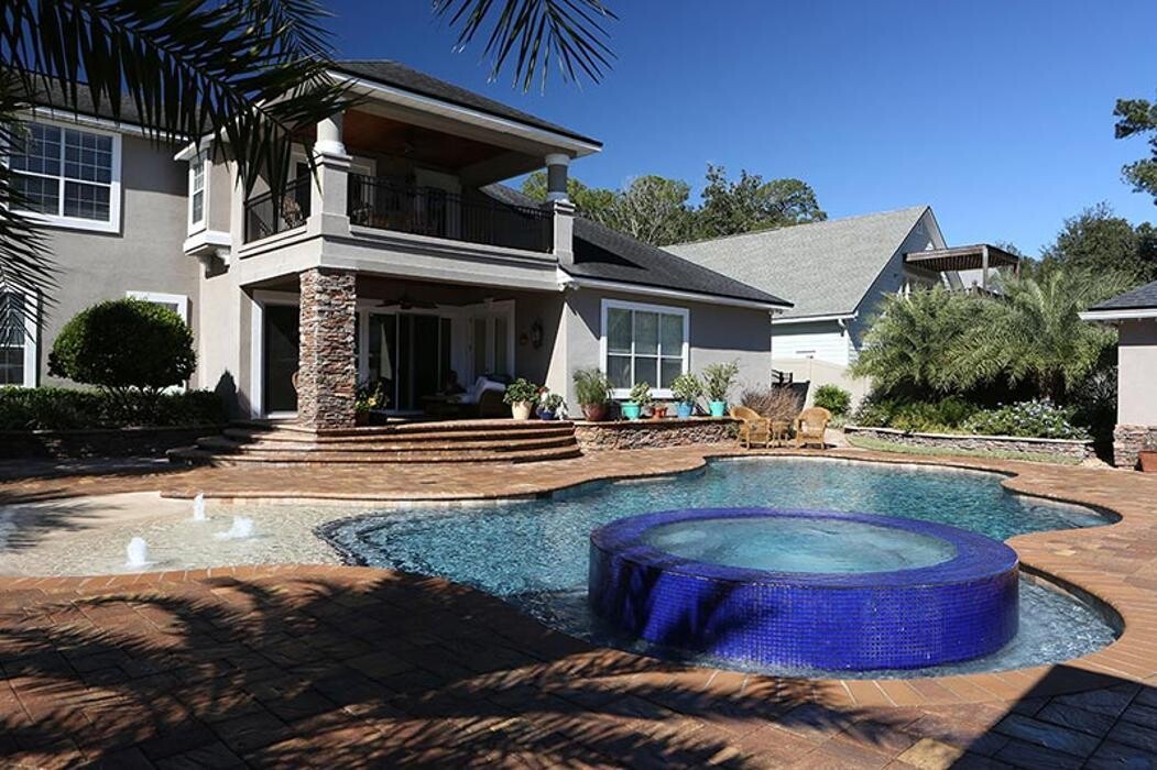 Images Coastal Luxury Outdoors