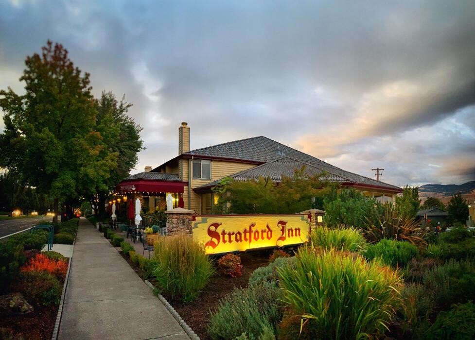 Images The Stratford Inn